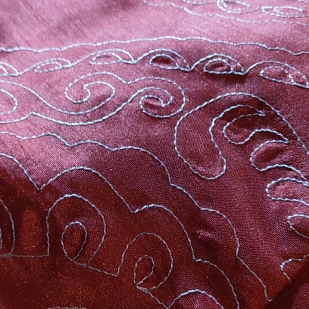 Martha Stewart  2 pillow shams